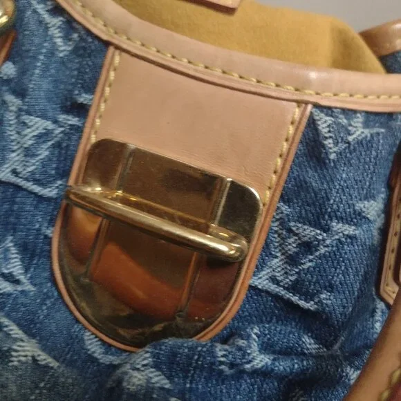 PRISTINE DISCONTINUED Louis Vuitton 💙💙Denim Pleaty mini~Wow! ✨ - Picture 12 of 16